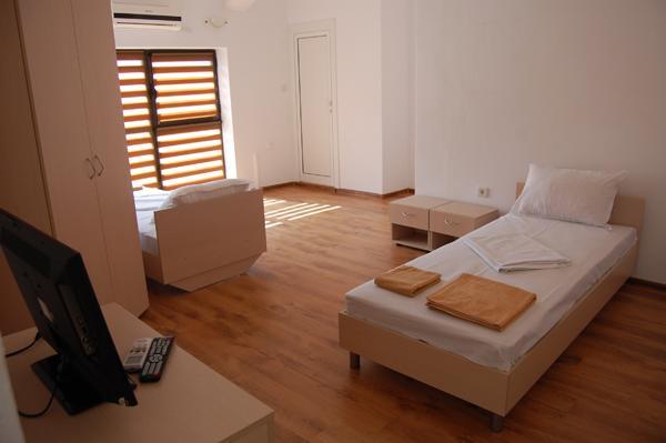 Hostel The White House Karlowo Exterior foto